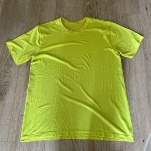 Lululemon Metal Vent Breathe SS - Bright Yellow - Large